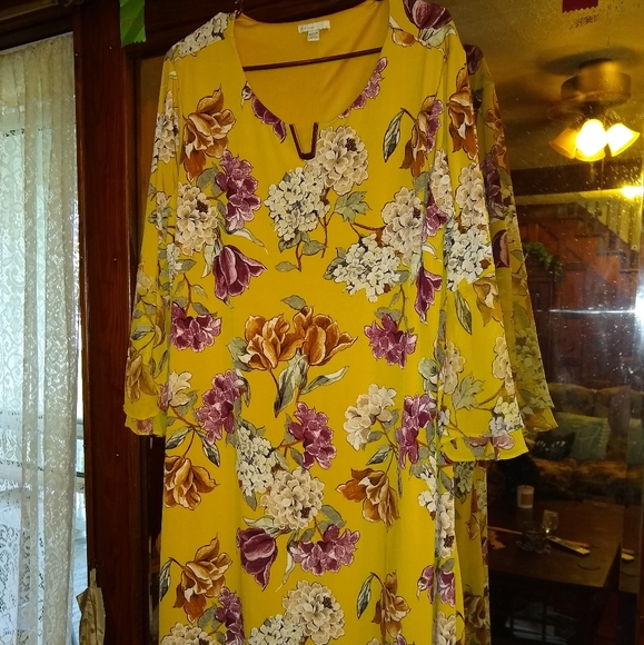 Yellow floral dress - Picture 2 of 2